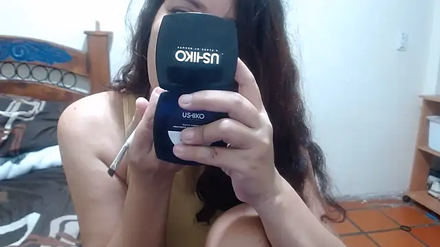 Snapshot of Ainhoa-hot chatting on 05-29-26, 03:56 Ainhoa-hot online show from 05-29-26, 03:56