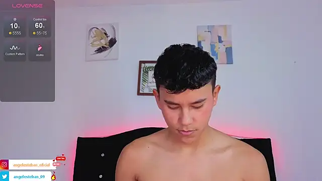 Angel esteban fx online show from 11-04-25, 11:47