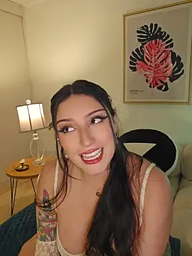 Snapshot of freya_bella_ chatting on 06-12-26, 10:57 freya bella online show from 06-12-26, 10:57