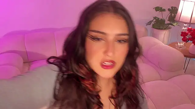 freya bella  online show from 03-08-25, 05:17