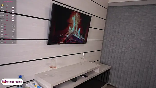 Snapshot of calehot98 chatting on 02-09-26, 02:31 calehot98 online show from 02-09-26, 02:31