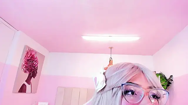 Snapshot of Red_lady chatting on 02-11-25, 03:50 Red lady online show from 02-11-25, 03:50