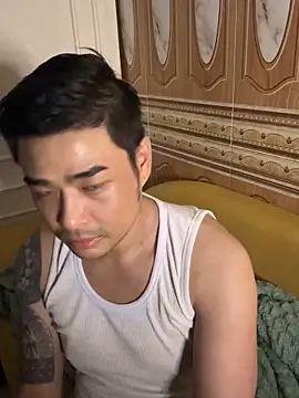 Snapshot of Asianhif chatting on 10-18-25, 03:36 Asianhif online show from 10-18-25, 03:36