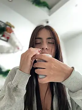 hannacruzsj online show from 12-21-25, 12:29