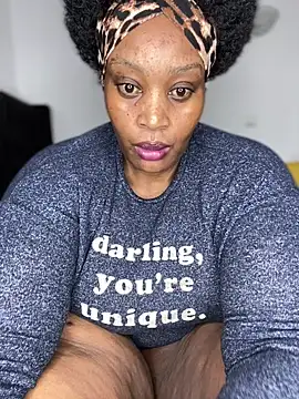 MsWhiteChocolatte online show from 04-03-26, 05:08