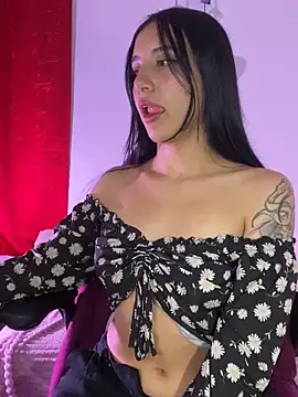 Snapshot of Steph_x chatting on 05-14-26, 02:30 Steph x online show from 05-14-26, 02:30