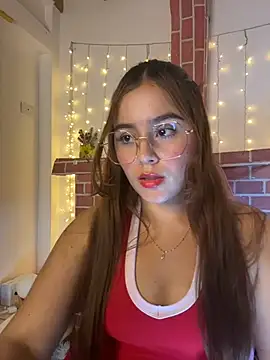 Snapshot of Juanelopez1 chatting on 07-04-26, 03:57 Juanelopez1 online show from 07-04-26, 03:57