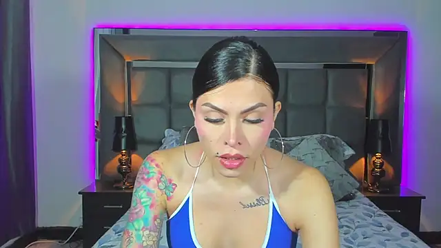 Snapshot of Emmilysantibanez chatting on 01-29-25, 12:24 Emmilysantibanez online show from 01-29-25, 12:24