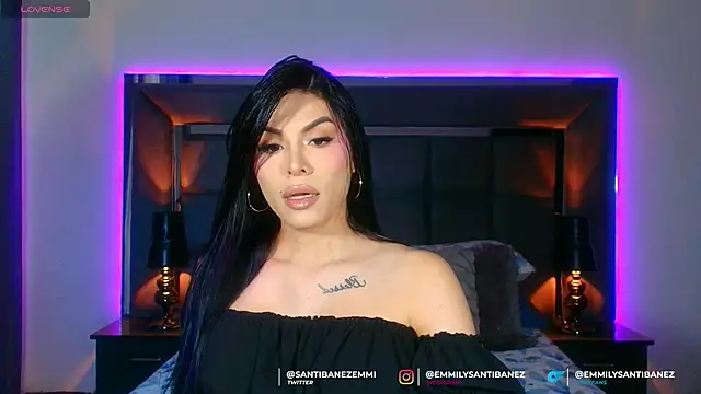 Snapshot of Emmilysantibanez chatting on 02-16-25, 04:21 Emmilysantibanez online show from 02-16-25, 04:21