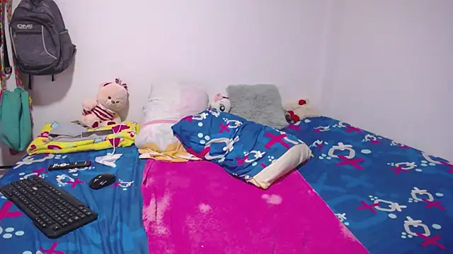 Stepmom slut 50 online show from 03-05-25, 12:55