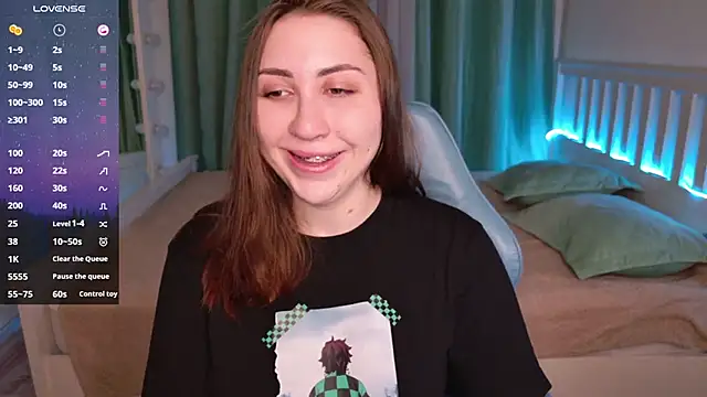 Snapshot of WinryRoss chatting on 03-23-25, 04:27 WinryRoss online show from 03-23-25, 04:27