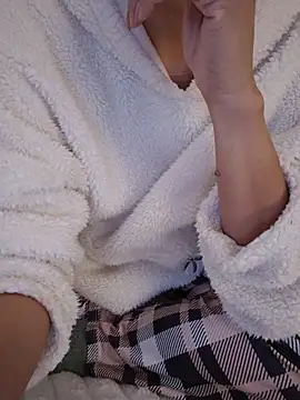 SexyErola27 online show from 01-11-26, 08:10