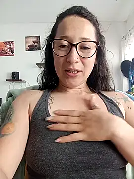 emilypoppy3 online show from 02-21-26, 08:33