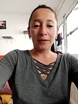 emilypoppy3 online show from 01-08-26, 08:37