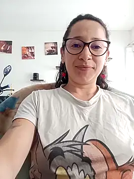 emilypoppy3 online show from 03-02-26, 08:05