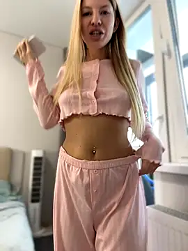 NewLale online show from 10-10-25, 03:29