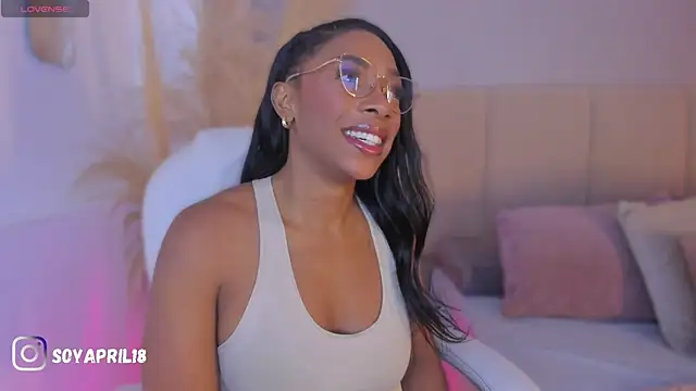 Snapshot of aprilebony_ chatting on 03-31-26, 10:39 aprilebony online show from 03-31-26, 10:39