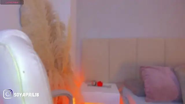 Snapshot of aprilebony_ chatting on 03-12-26, 11:14 aprilebony online show from 03-12-26, 11:14