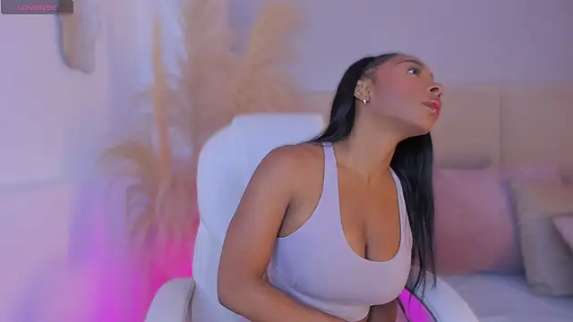 Snapshot of aprilebony_ chatting on 03-30-26, 10:39 aprilebony online show from 03-30-26, 10:39