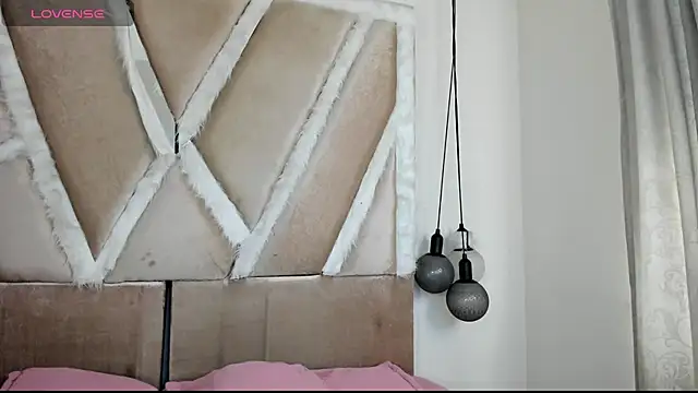 Snapshot of Murieel_69 chatting on 05-27-26, 03:30 Murieel 69 online show from 05-27-26, 03:30