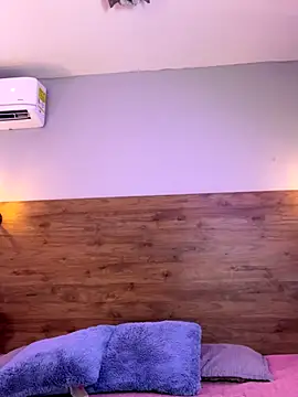 DeboraEvans online show from 10-21-25, 06:51