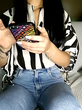 Melody87 online show from 10-31-25, 06:26