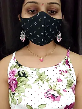 Snapshot of Angleannie chatting on 07-18-26, 06:16 Angleannie online show from 07-18-26, 06:16
