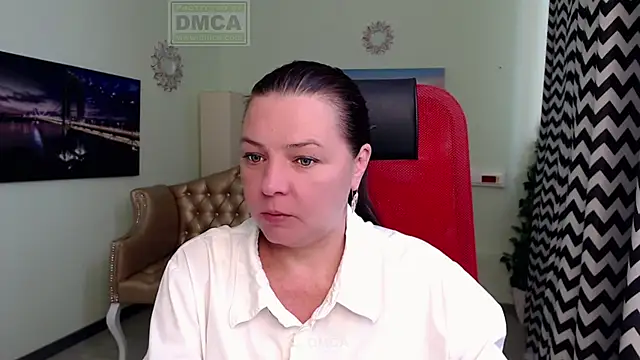 Snapshot of Lily_flower7 chatting on 05-20-26, 05:59 Lily flower7 online show from 05-20-26, 05:59