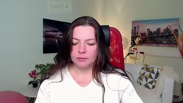 Lily flower7 online show from 11-21-25, 04:44