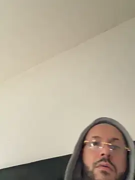 Guitccch online show from 02-21-26, 10:06