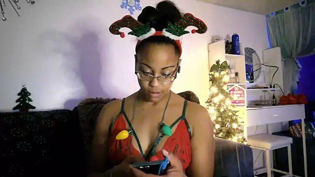 samone9 online show from 12-21-25, 11:16