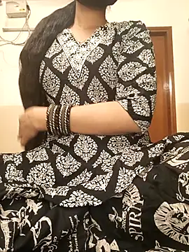 Snapshot of Ruchi-34 chatting on 03-30-26, 09:05 Ruchi-34 online show from 03-30-26, 09:05