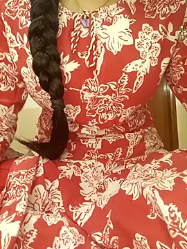 Snapshot of Ruchi-34 chatting on 05-28-26, 11:43 Ruchi-34 online show from 05-28-26, 11:43