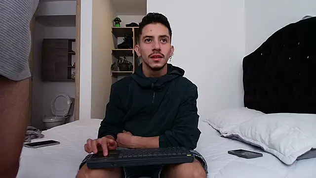 Aron-santoro online show from 02-24-26, 03:24