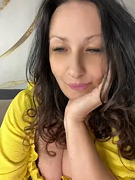 Snapshot of Katie-n chatting on 07-28-26, 06:43 Katie-n online show from 07-28-26, 06:43