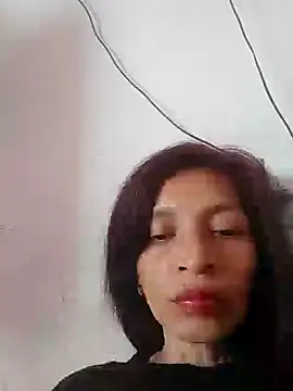 Snapshot of soltrinidad chatting on 11-15-25, 04:22 soltrinidad online show from 11-15-25, 04:22