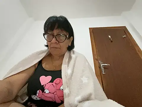 sweeviolet online show from 04-23-26, 06:42