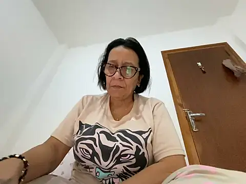 sweeviolet online show from 04-02-26, 07:15