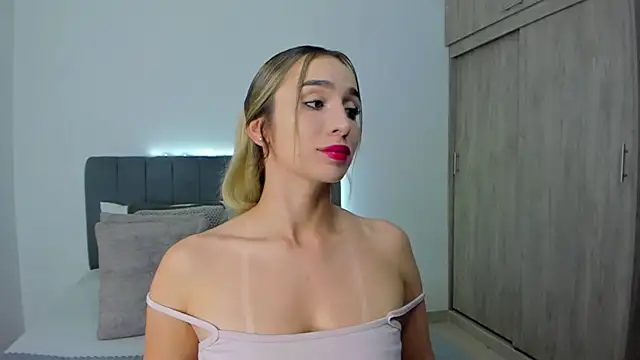 im sarah34 online show from 06-12-26, 02:53
