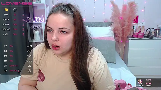Snapshot of Crazyy_girl_ chatting on 03-27-26, 05:16 Crazyy girl online show from 03-27-26, 05:16