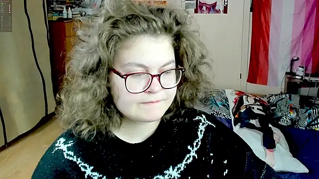 Sashy Way online show from 10-31-25, 10:45