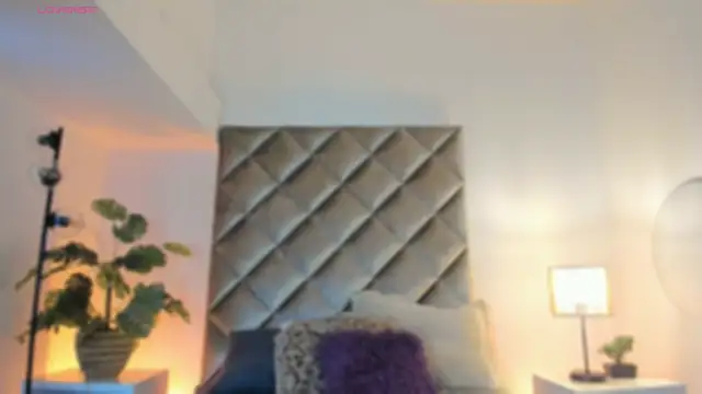 kaylarossi online show from 01-08-26, 07:53