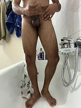 vinzpnr210 online show from 12-18-24, 02:28