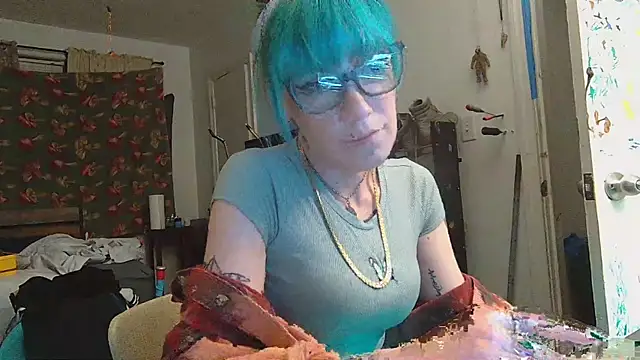 Snapshot of Emily0903 chatting on 01-16-26, 02:04 Emily0903 online show from 01-16-26, 02:04