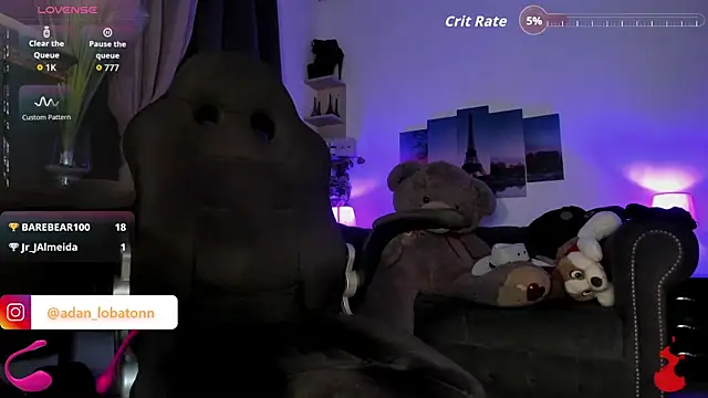 Snapshot of Naughty_Charly chatting on 09-10-25, 04:11 Naughty Charly online show from 09-10-25, 04:11