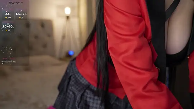 LindaWarners online show from 10-31-25, 02:57