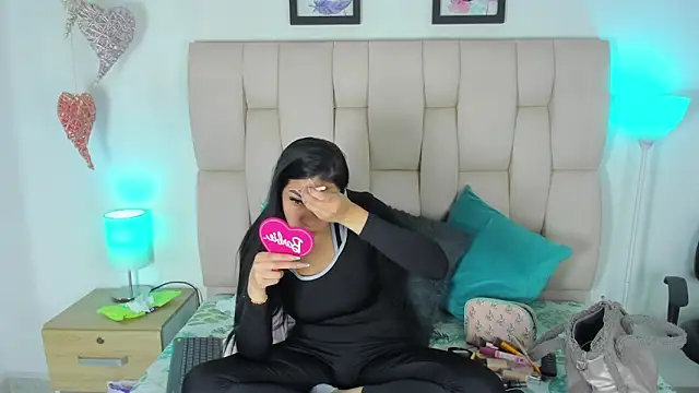 KristalFoxx online show from 01-13-26, 11:47