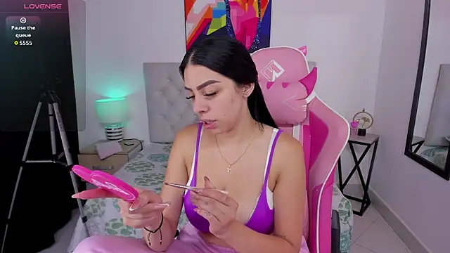 KristalFoxx online show from 11-09-25, 01:15