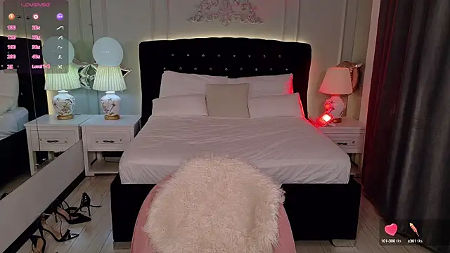 AlicePearcy online show from 09-10-25, 05:28