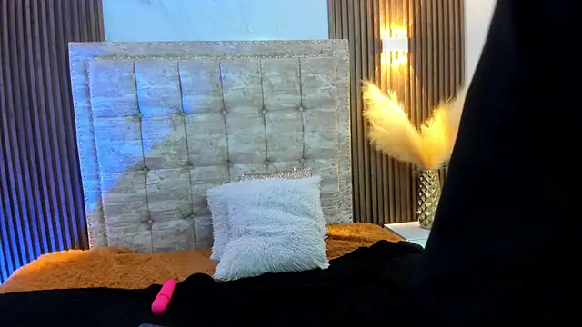 ada mclaine online show from 11-03-25, 03:48